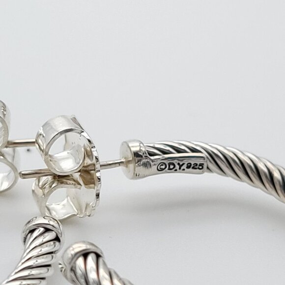 DAVID YURMAN Sterling Silver Classic Cable Hoop Earrings 1 inch with Pouch - Picture 6 of 9